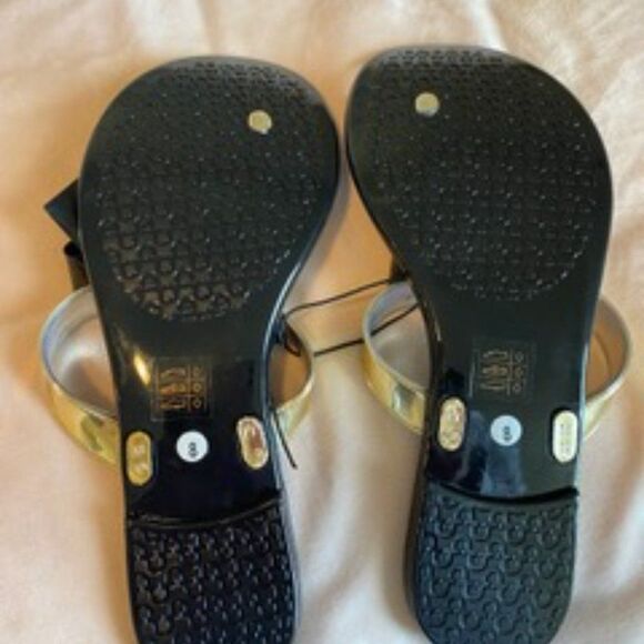 SANDALS WITH BOW AND CRYSTAL ACCENTS BY READY TO WEAR IN BLACK AND GOLD … - Picture 5 of 11